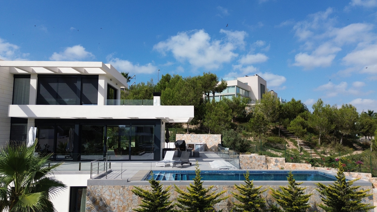 6 Bed Townhouse for sale in Las Colinas Golf Costa Blanca, Alicante, Spain