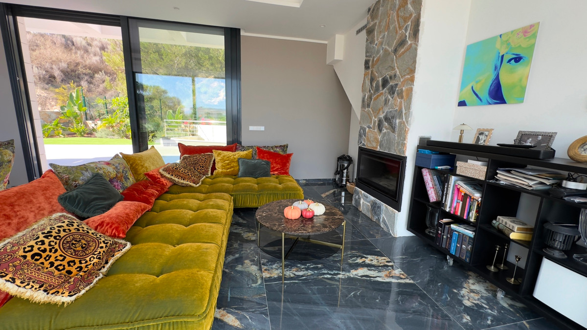6 Bed Townhouse for sale in Las Colinas Golf Costa Blanca, Alicante, Spain