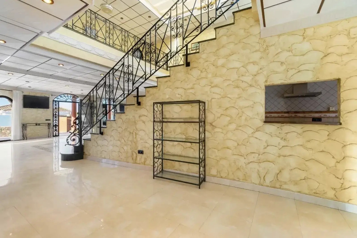4 Bed Townhouse for sale in La Zenia Costa Blanca, Alicante, Spain