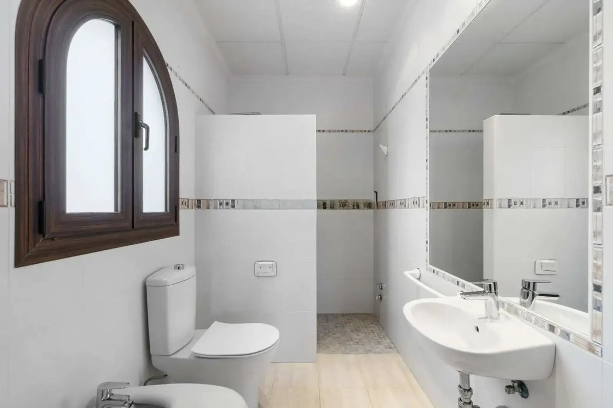 4 Bed Townhouse for sale in La Zenia Costa Blanca, Alicante, Spain