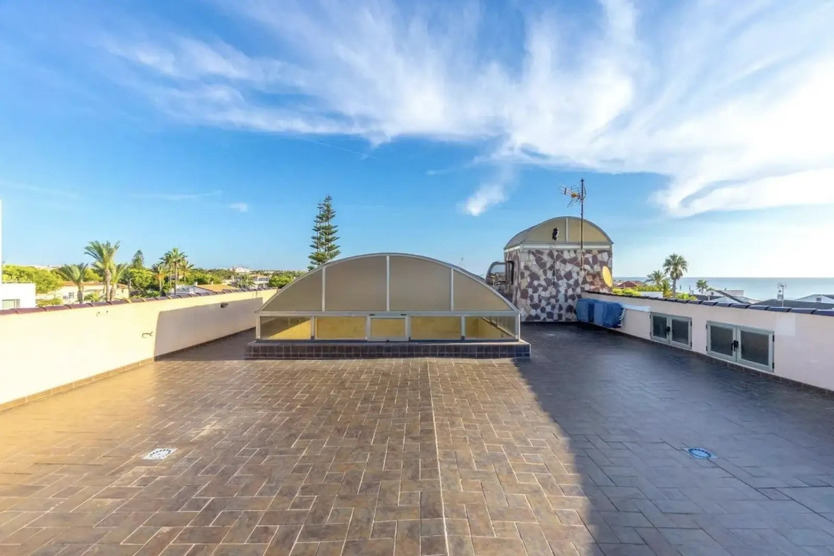 4 Bed Townhouse for sale in La Zenia Costa Blanca, Alicante, Spain