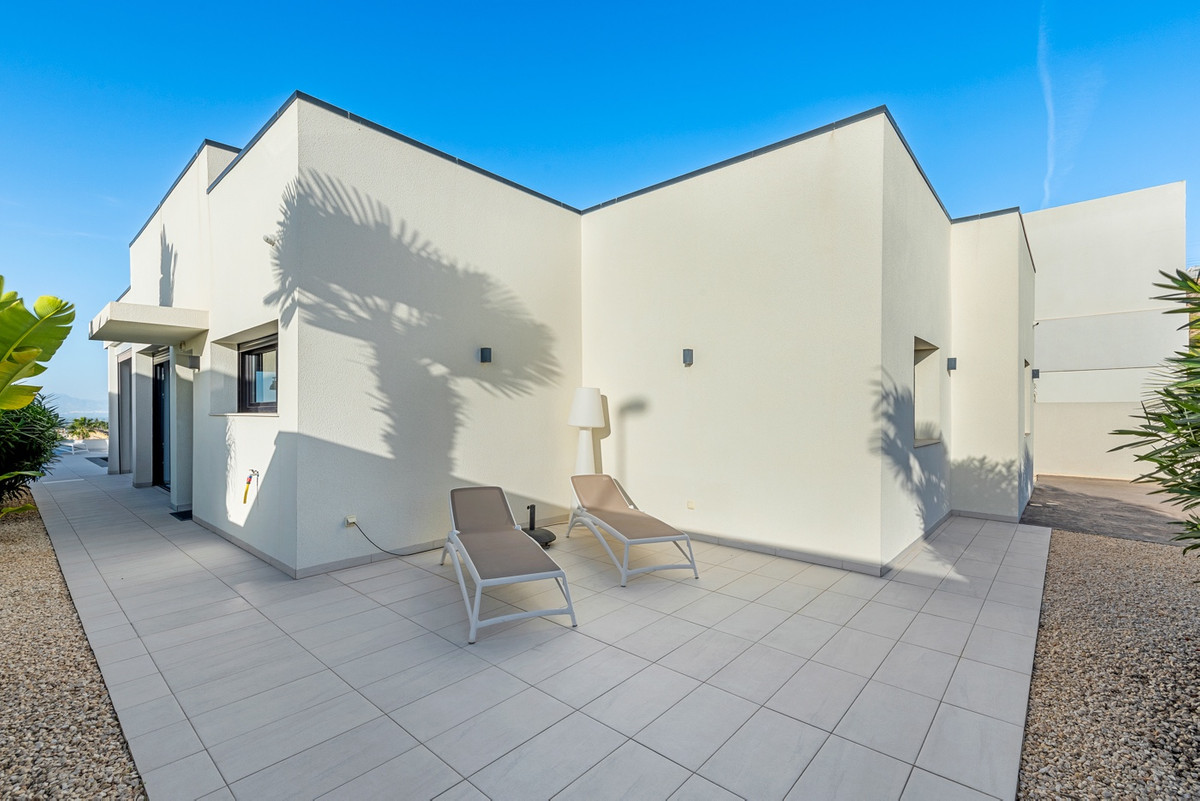 4 Bed Townhouse for sale in Benijofar Costa Blanca, Alicante, Spain