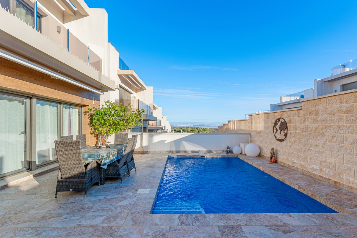 3 Bed Townhouse for sale in Villamartin Costa Blanca, Alicante, Spain