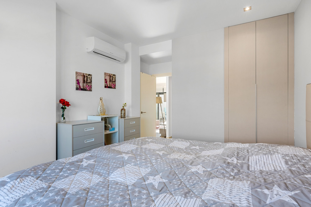 2 Bed Apartment for sale in Urbanización El Raso Costa Blanca, Alicante, Spain