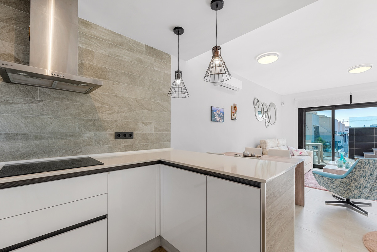 2 Bed Apartment for sale in Urbanización El Raso Costa Blanca, Alicante, Spain
