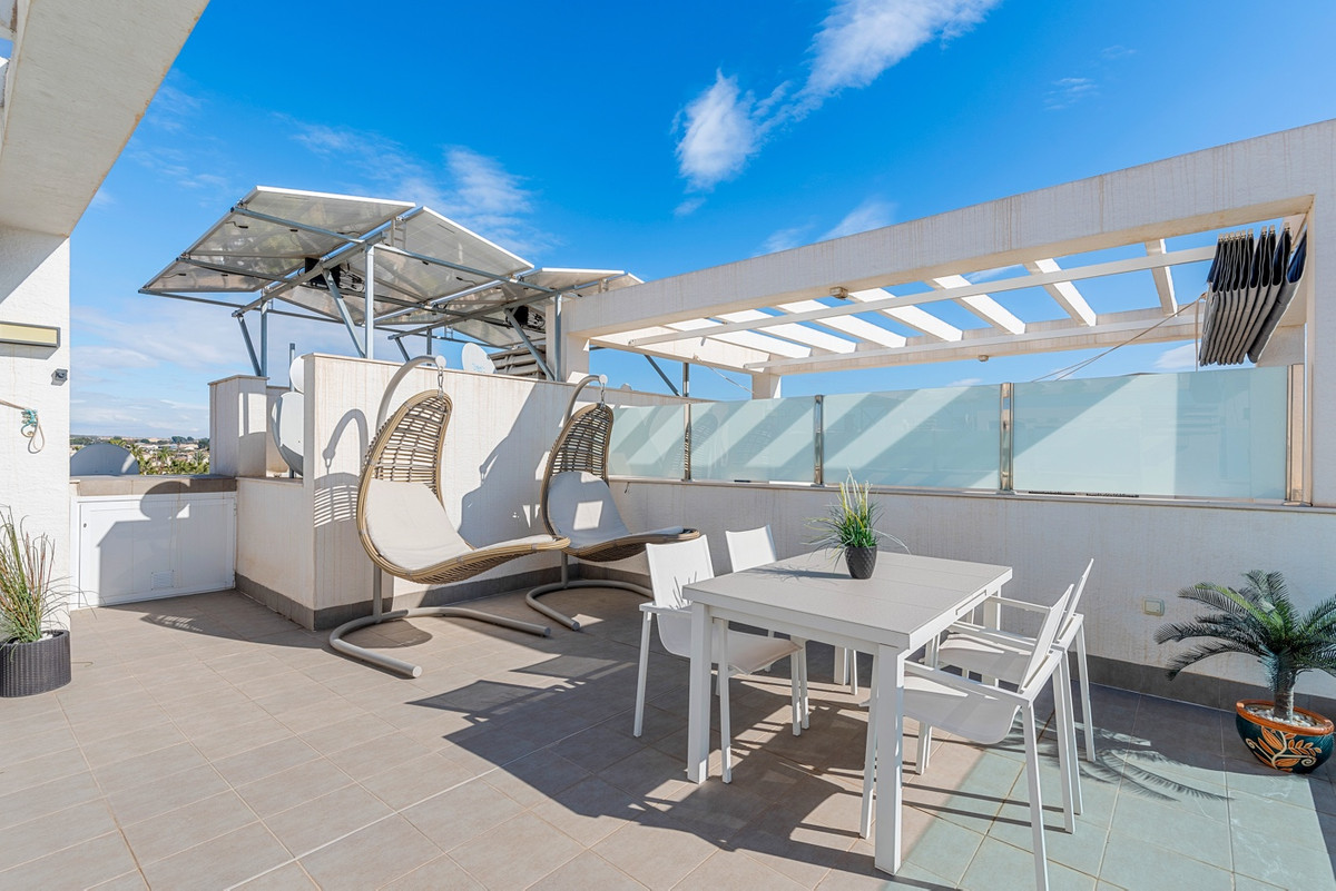 2 Bed Apartment for sale in Urbanización El Raso Costa Blanca, Alicante, Spain