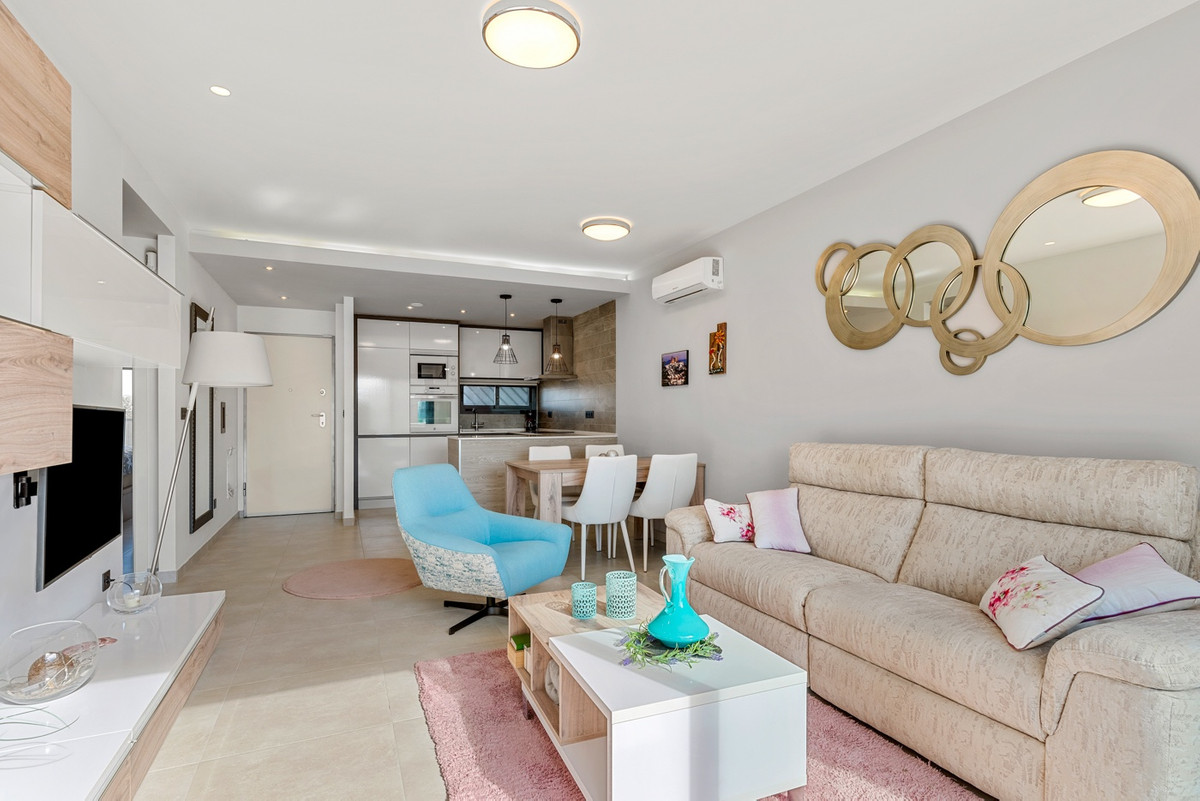 2 Bed Apartment for sale in Urbanización El Raso Costa Blanca, Alicante, Spain