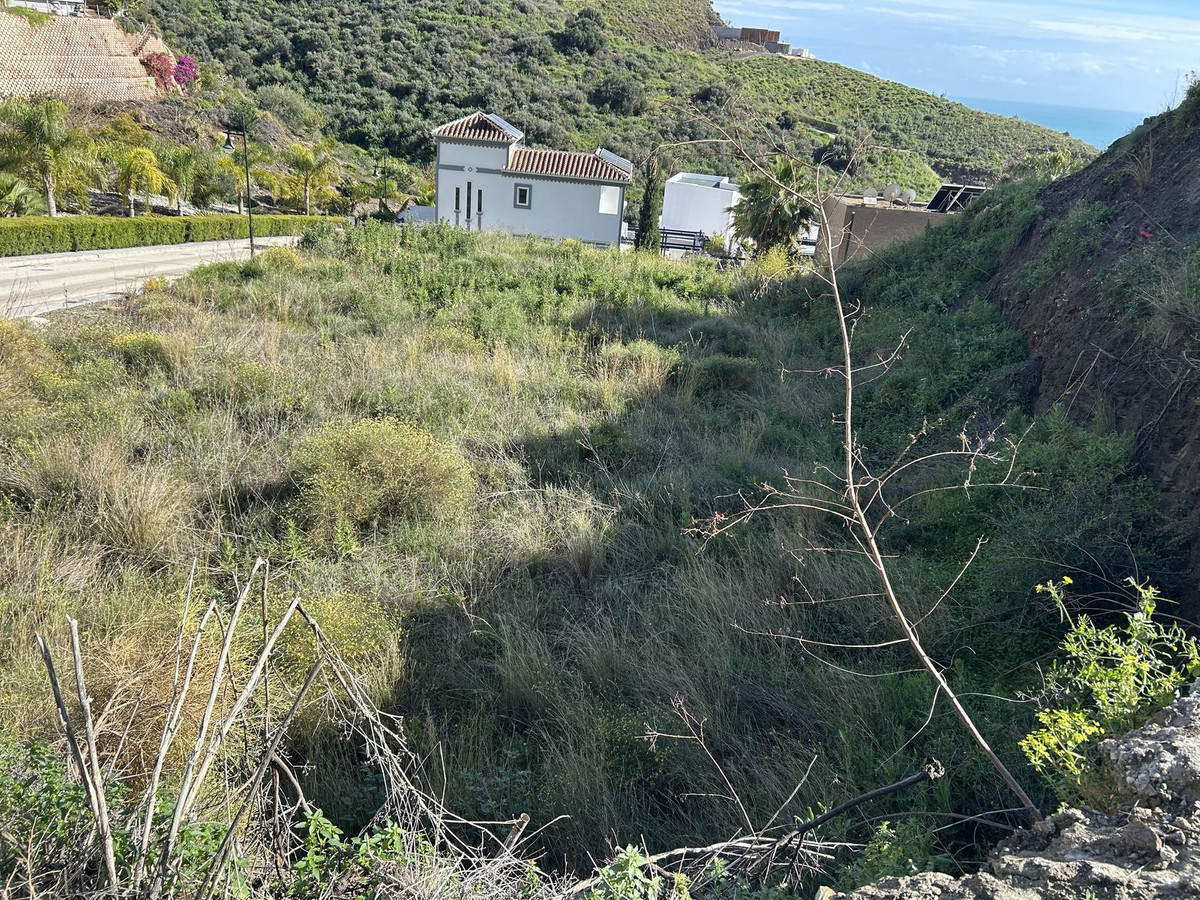 Se vende Terreno Urbano  en Costa Del Sol East, Málaga, España