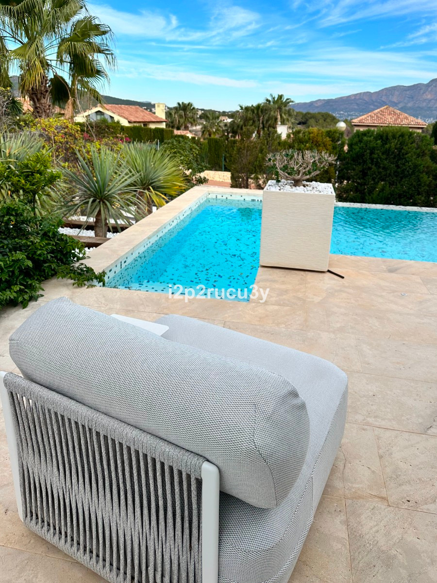 5 Bed Townhouse for sale in Javea Costa Blanca, Alicante, Spain
