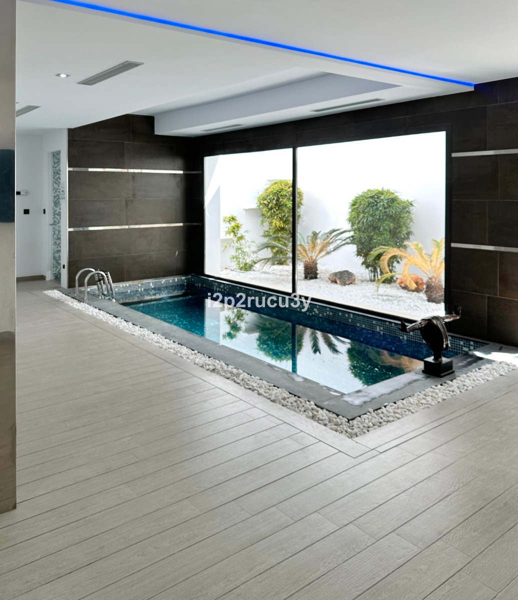 5 Bed Townhouse for sale in Javea Costa Blanca, Alicante, Spain