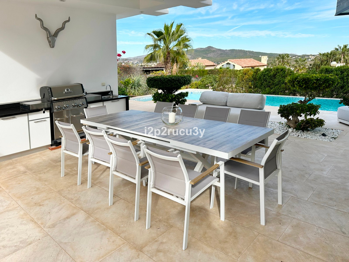 5 Bed Townhouse for sale in Javea Costa Blanca, Alicante, Spain