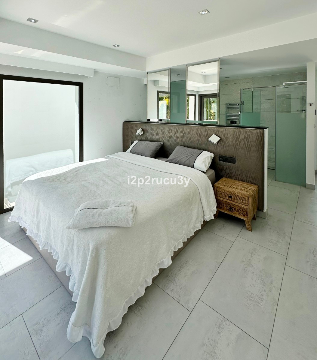 5 Bed Townhouse for sale in Javea Costa Blanca, Alicante, Spain