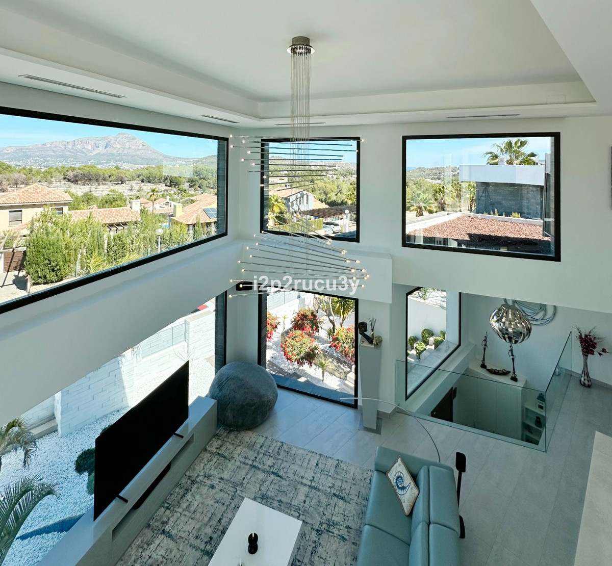 5 Bed Townhouse for sale in Javea Costa Blanca, Alicante, Spain