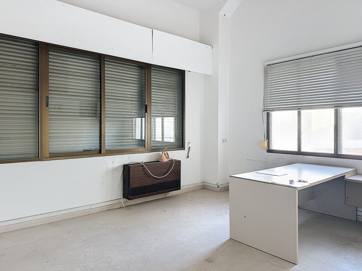 Commercial unit for sale in Cancelada Costa Del Sol, Málaga, Spain