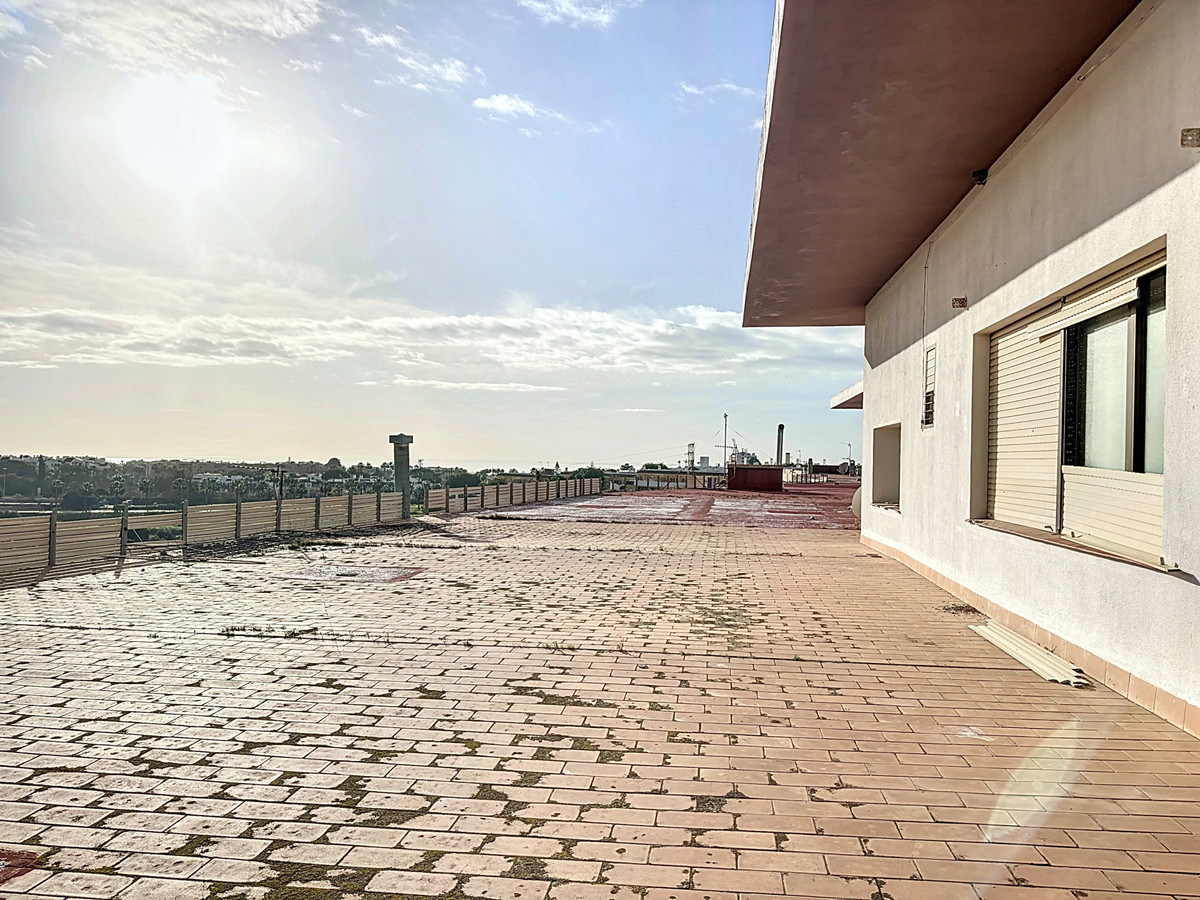 Commercial unit for sale in Cancelada Costa Del Sol, Málaga, Spain