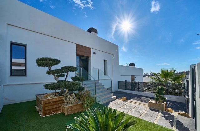 Se vende Bungalow de 3 dormitorios en Costa Blanca, Alicante, España