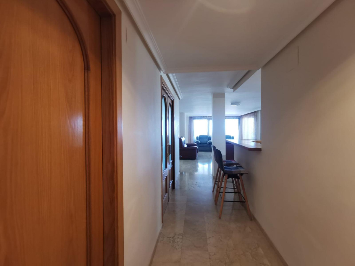Se vende Apartamento Planta Media de 3 dormitorios en Costa Blanca, Alicante, España