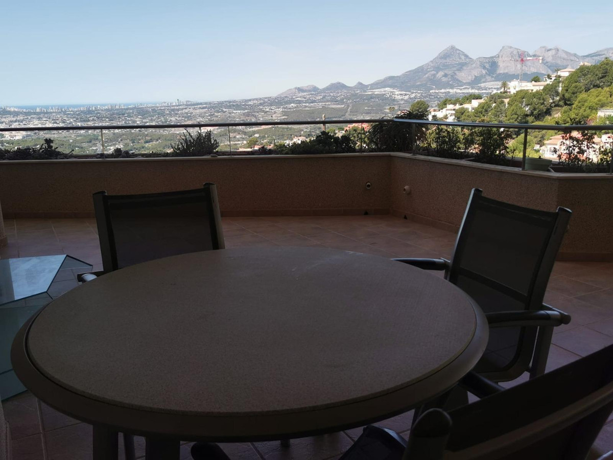 Se vende Apartamento Planta Media de 3 dormitorios en Costa Blanca, Alicante, España