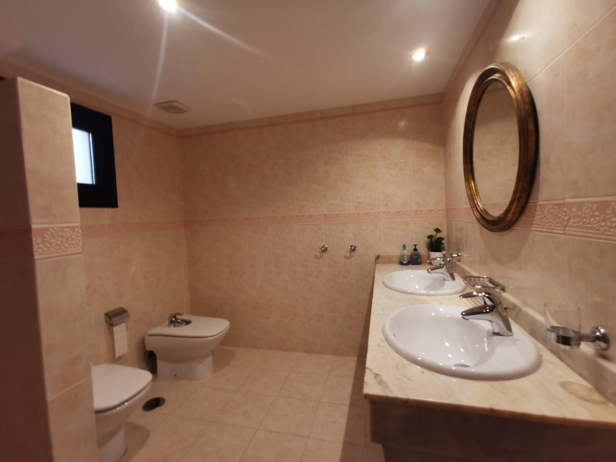 Se vende Apartamento Planta Media de 3 dormitorios en Costa Blanca, Alicante, España