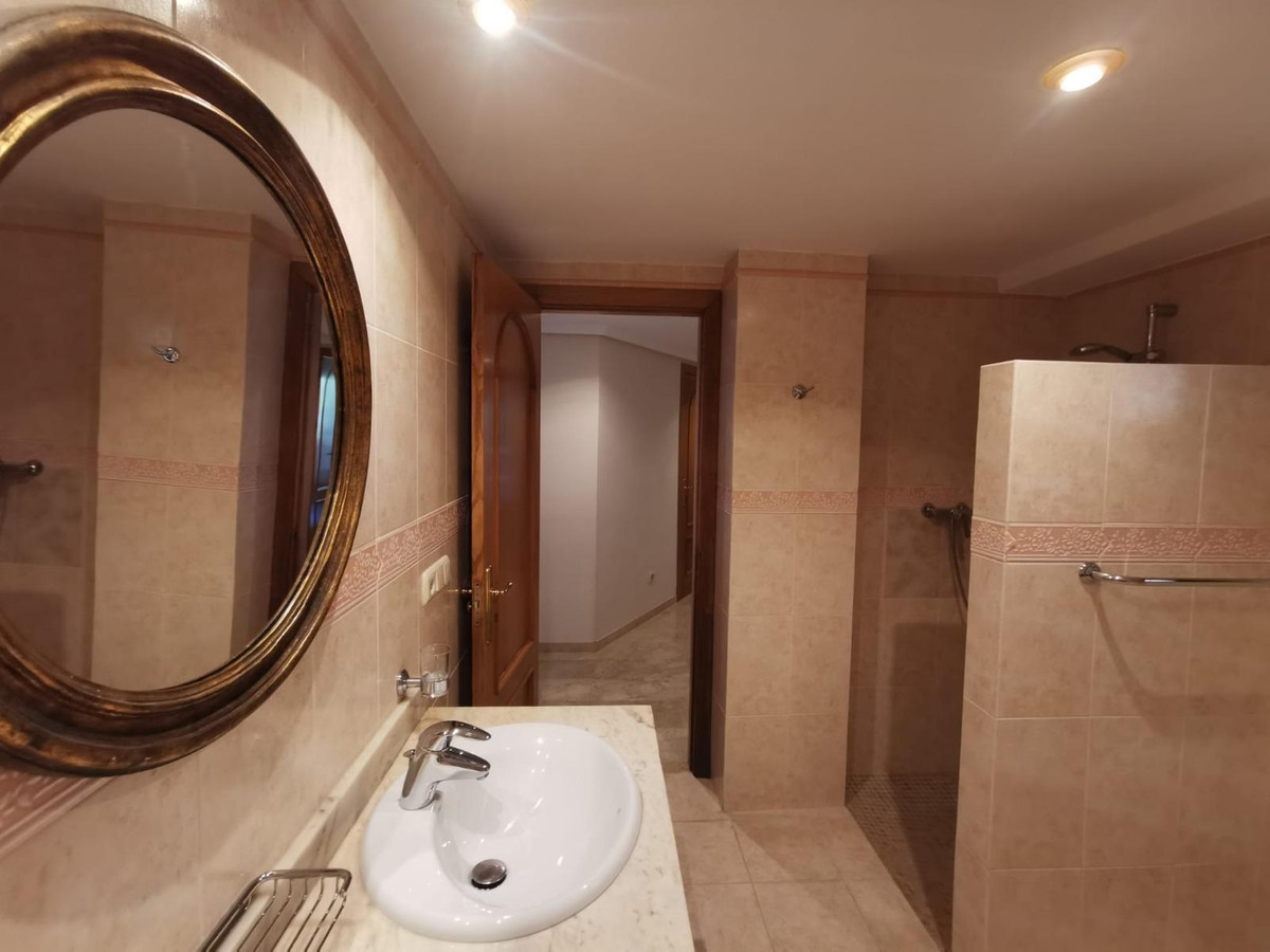 Se vende Apartamento Planta Media de 3 dormitorios en Costa Blanca, Alicante, España