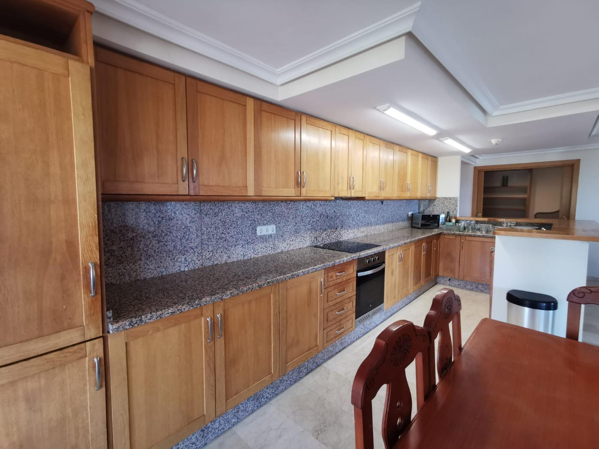 Se vende Apartamento Planta Media de 3 dormitorios en Costa Blanca, Alicante, España