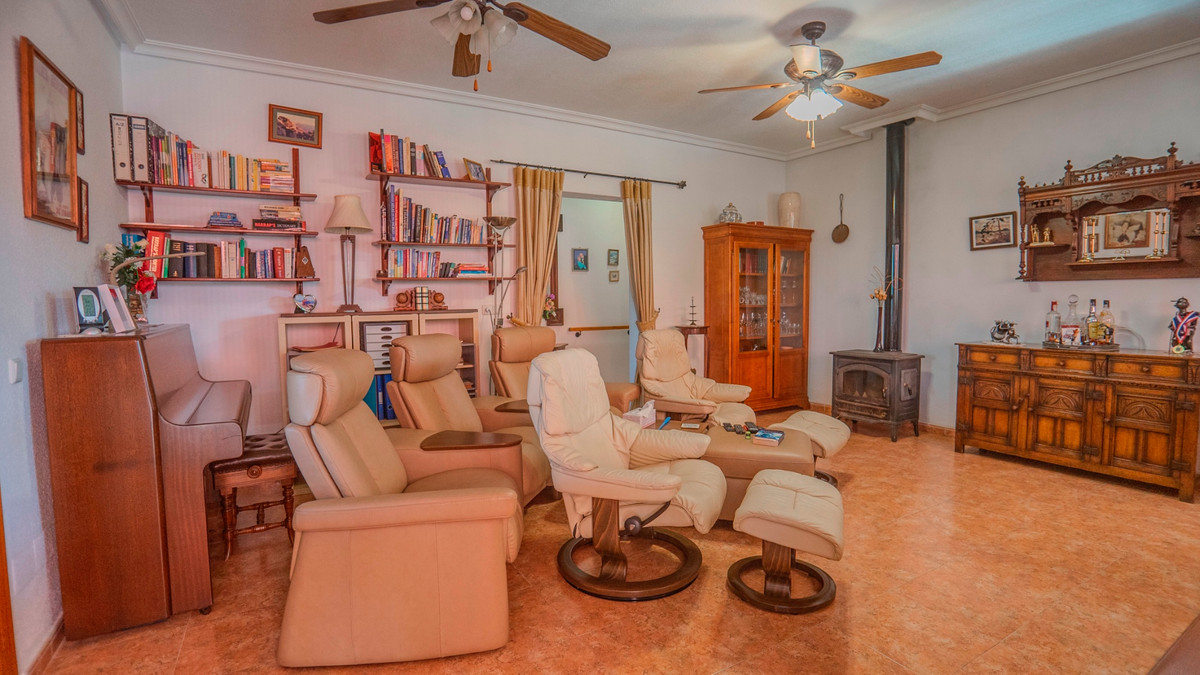 3 Bed Townhouse for sale in San Bartolomé Costa Blanca, Alicante, Spain