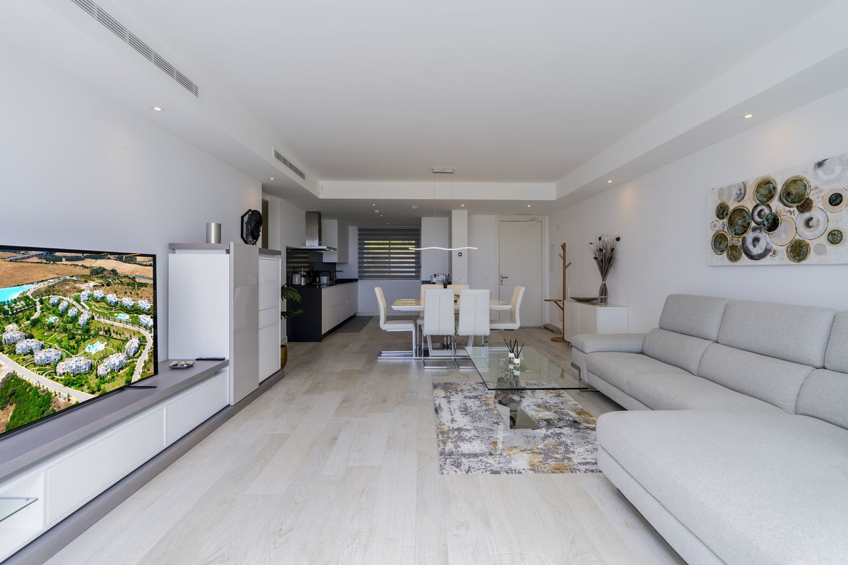 2 Bed Apartment for sale in Estepona Costa Del Sol, Málaga, Spain