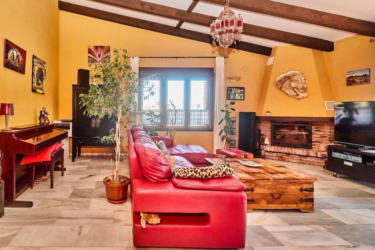 Se vende Villa - Chalet de 4 dormitorios en Costa Del Sol, Málaga, España