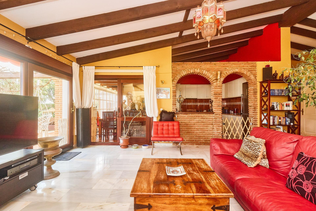 Se vende Villa - Chalet de 4 dormitorios en Costa Del Sol, Málaga, España