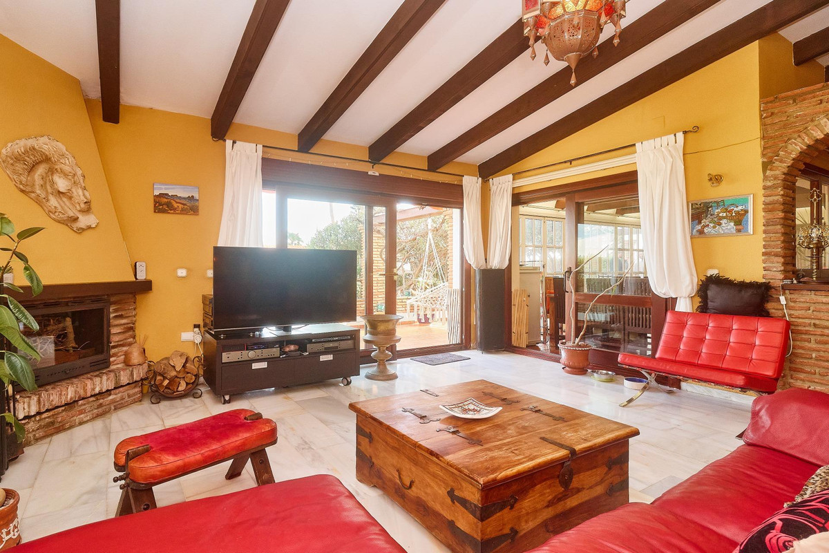 Se vende Villa - Chalet de 4 dormitorios en Costa Del Sol, Málaga, España