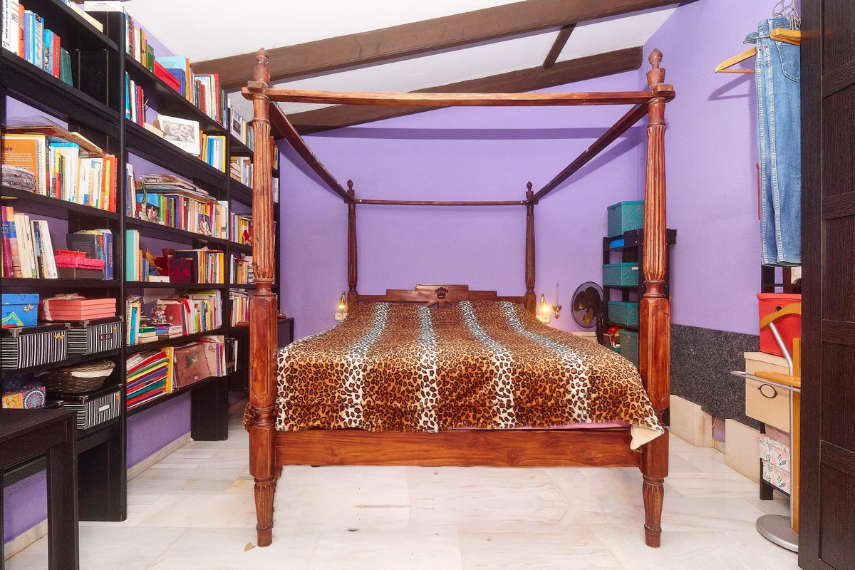 Se vende Villa - Chalet de 4 dormitorios en Costa Del Sol, Málaga, España