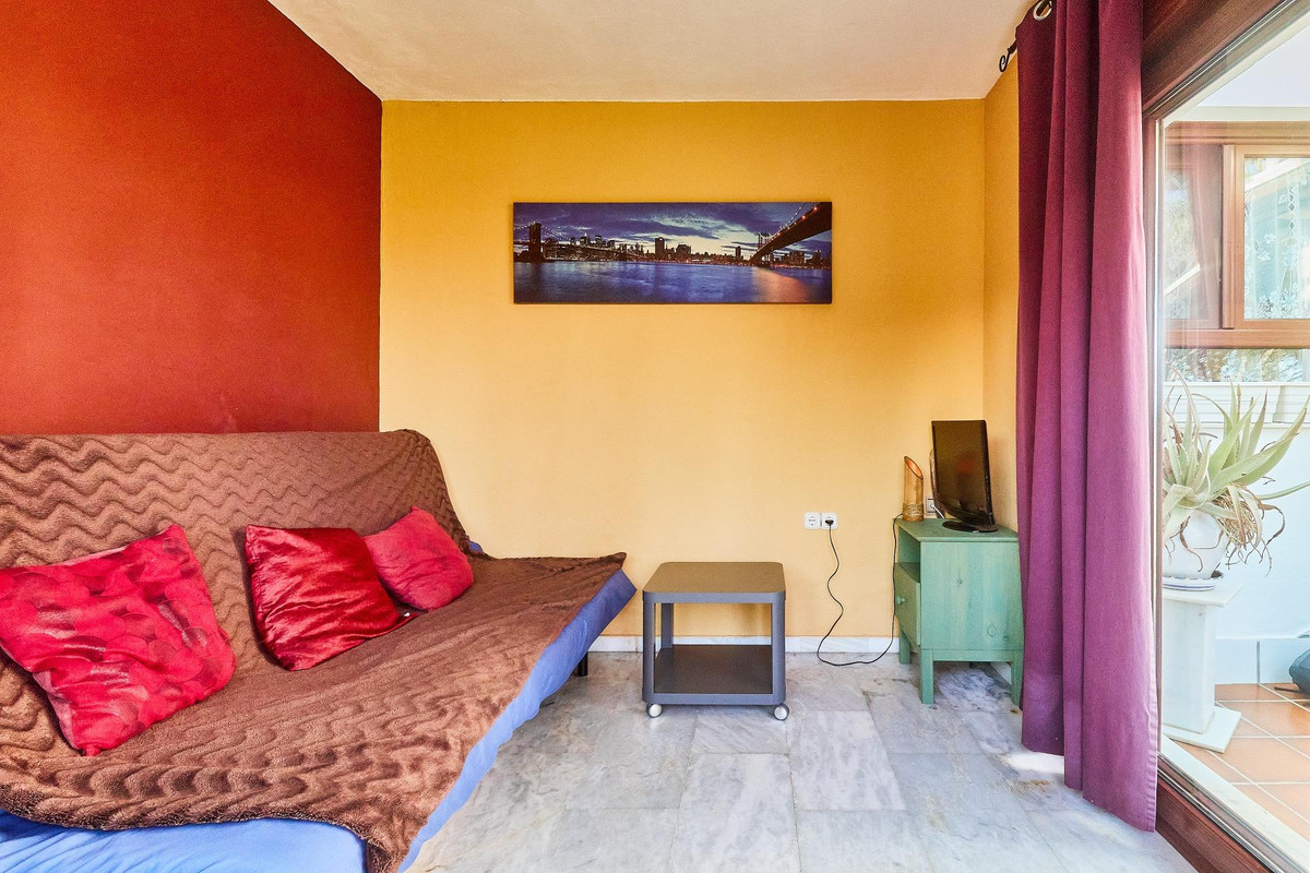 Se vende Villa - Chalet de 4 dormitorios en Costa Del Sol, Málaga, España
