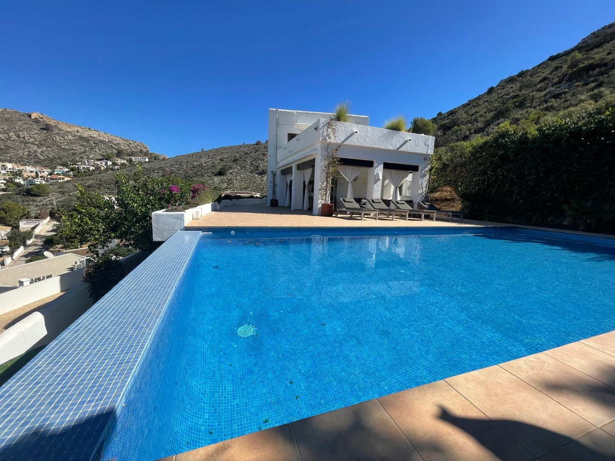3 Bed Townhouse for sale in El Portet Costa Blanca, Alicante, Spain