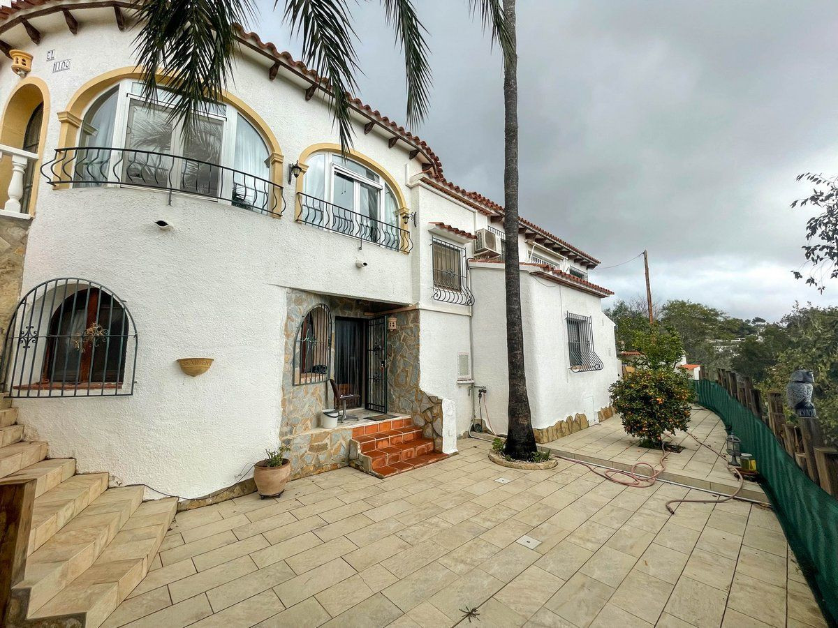 4 Bed Townhouse for sale in Montemar Costa Blanca, Alicante, Spain