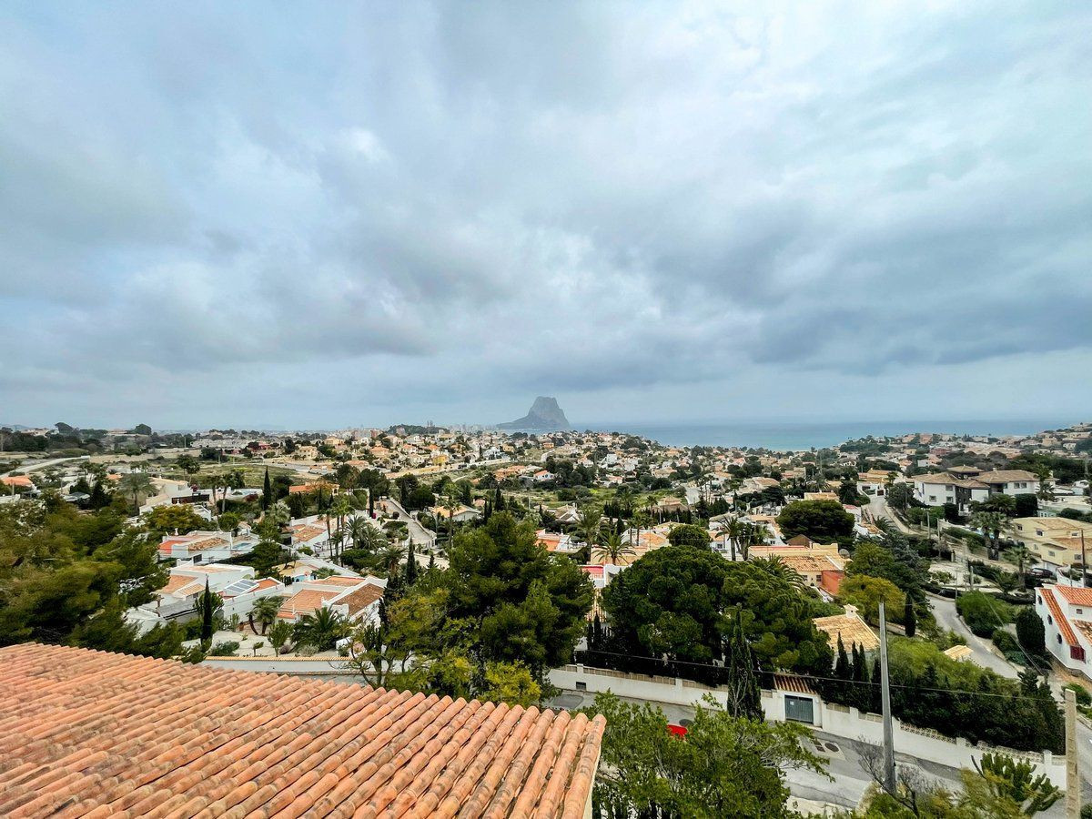 5 Bed Commercial unit for sale in Calpe Costa Blanca, Alicante, Spain
