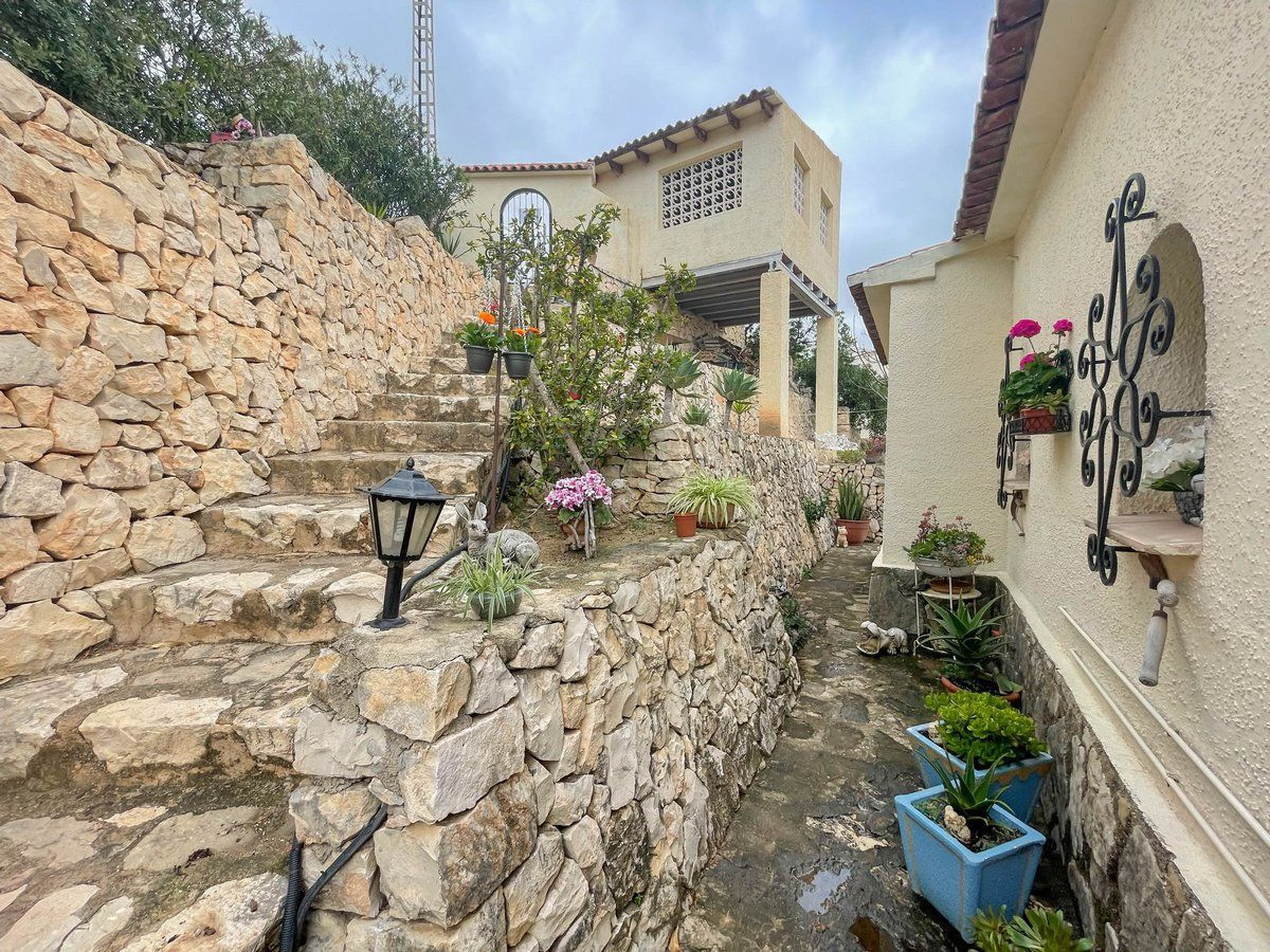 Se vende Villa - Chalet de 4 dormitorios en Costa Blanca, Alicante, España