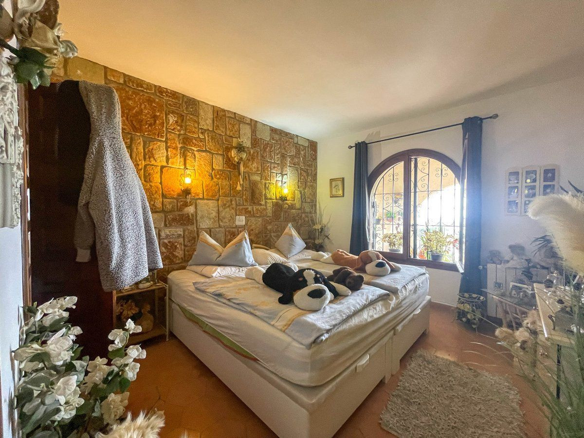Se vende Villa - Chalet de 4 dormitorios en Costa Blanca, Alicante, España
