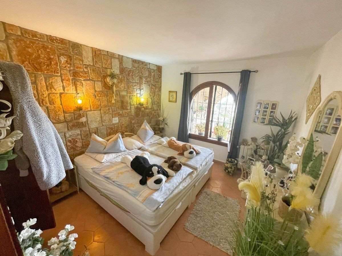 Se vende Villa - Chalet de 4 dormitorios en Costa Blanca, Alicante, España