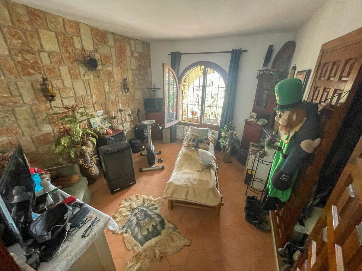 Se vende Villa - Chalet de 4 dormitorios en Costa Blanca, Alicante, España