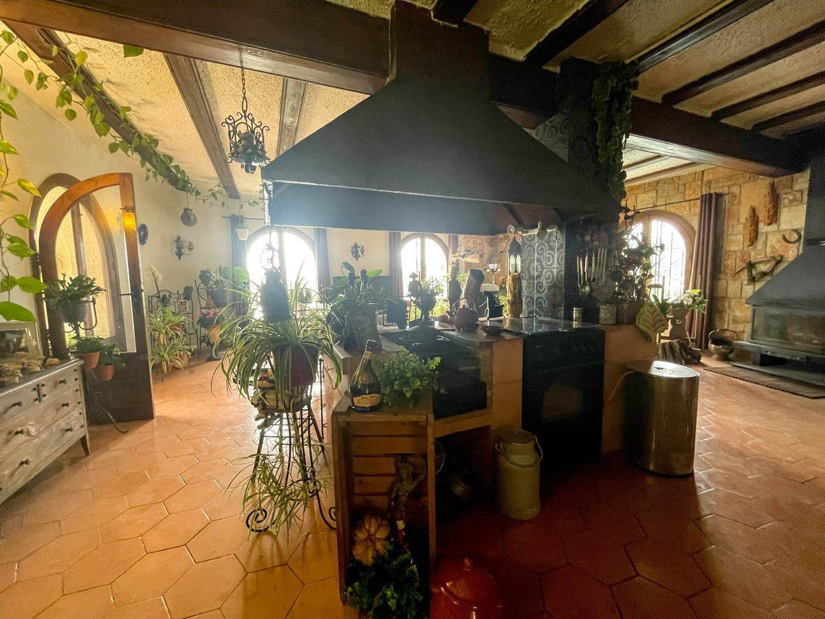 Se vende Villa - Chalet de 4 dormitorios en Costa Blanca, Alicante, España
