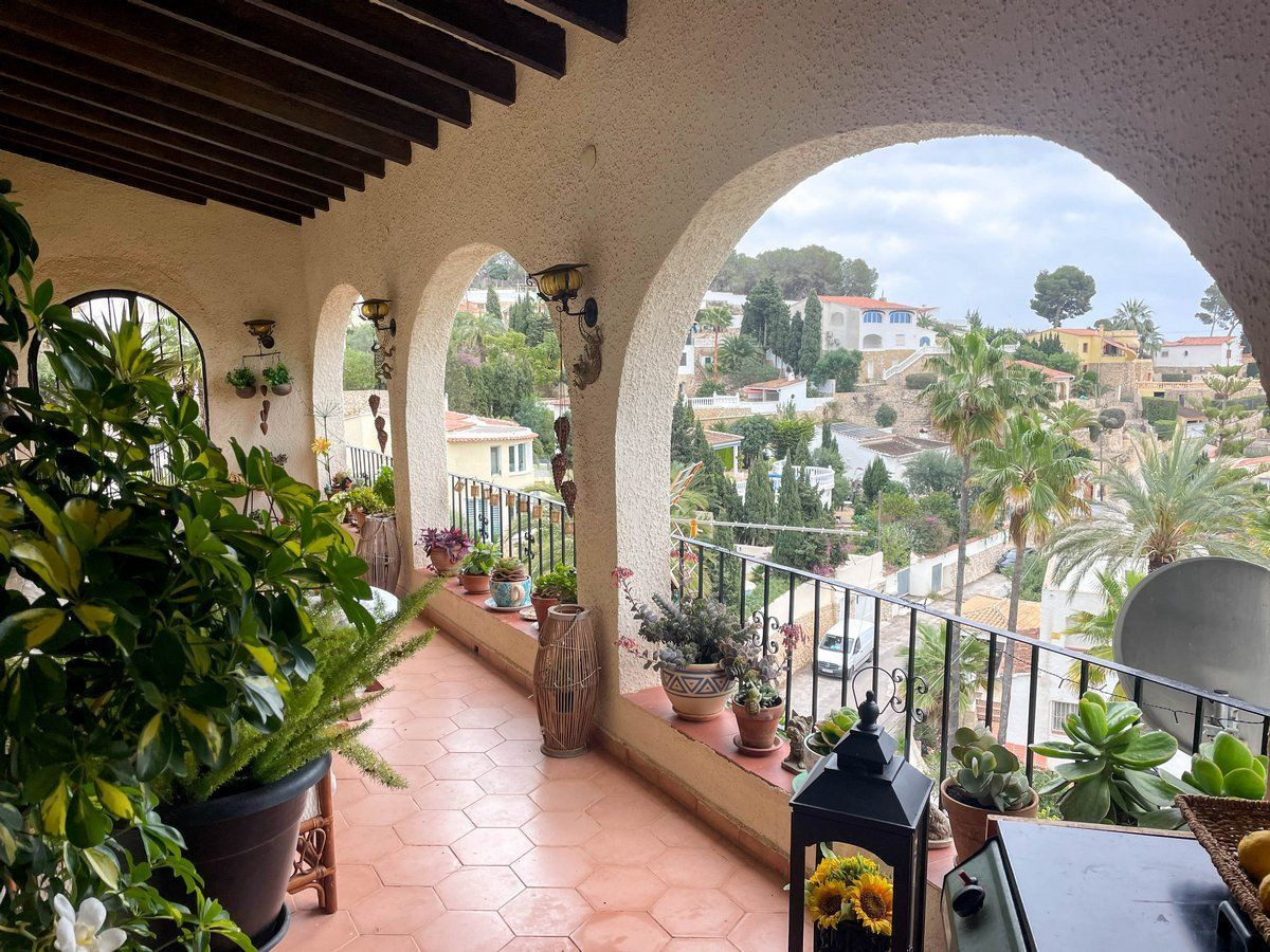 Se vende Villa - Chalet de 4 dormitorios en Costa Blanca, Alicante, España