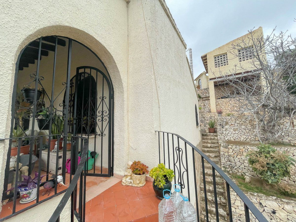Se vende Villa - Chalet de 4 dormitorios en Costa Blanca, Alicante, España