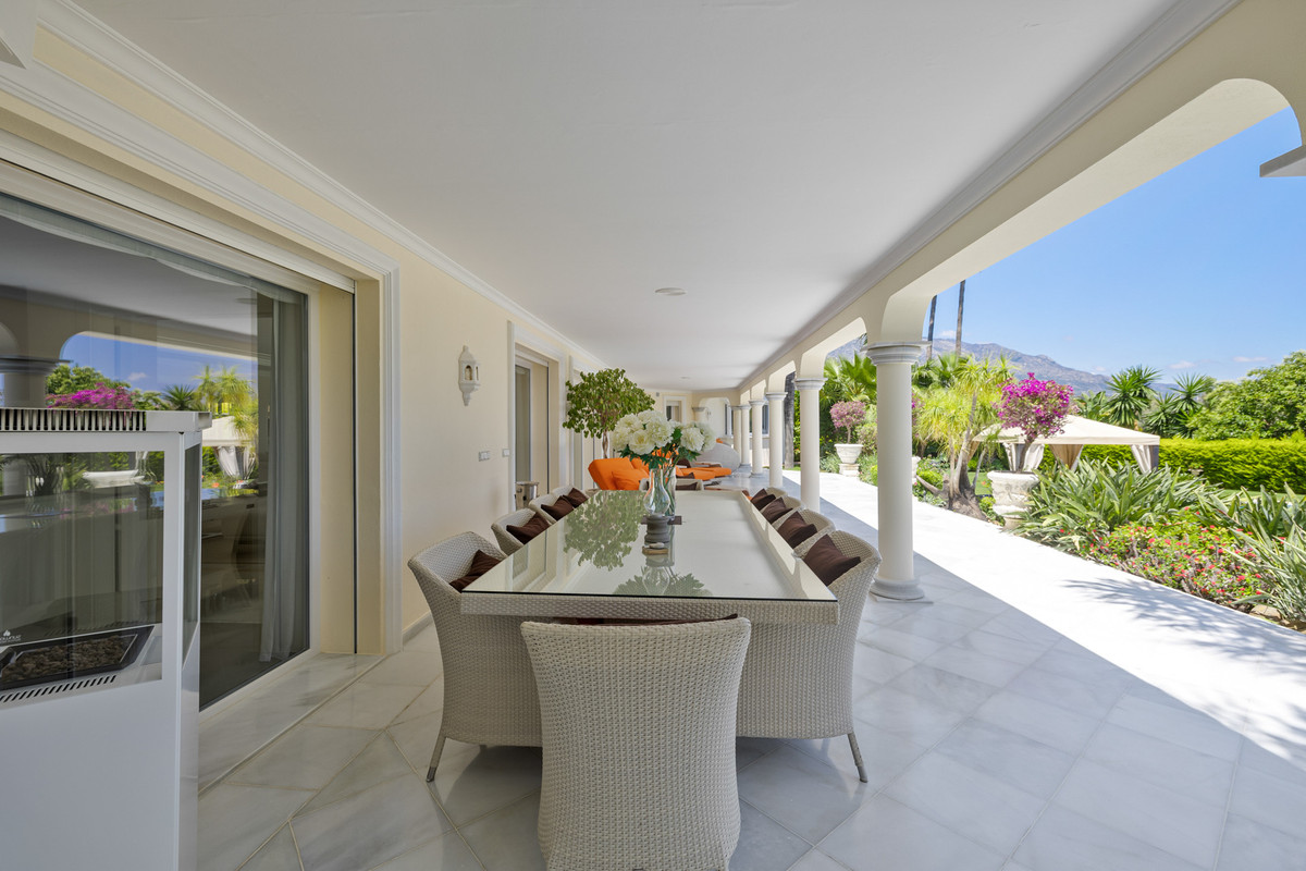 Se vende Villa - Chalet de 6 dormitorios en Costa Del Sol, Málaga, España