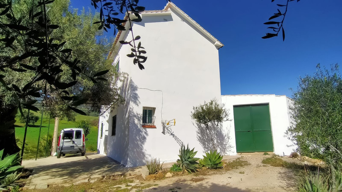 Se vende Finca - Cortijo de 2 dormitorios en Costa Del Sol, Málaga, España