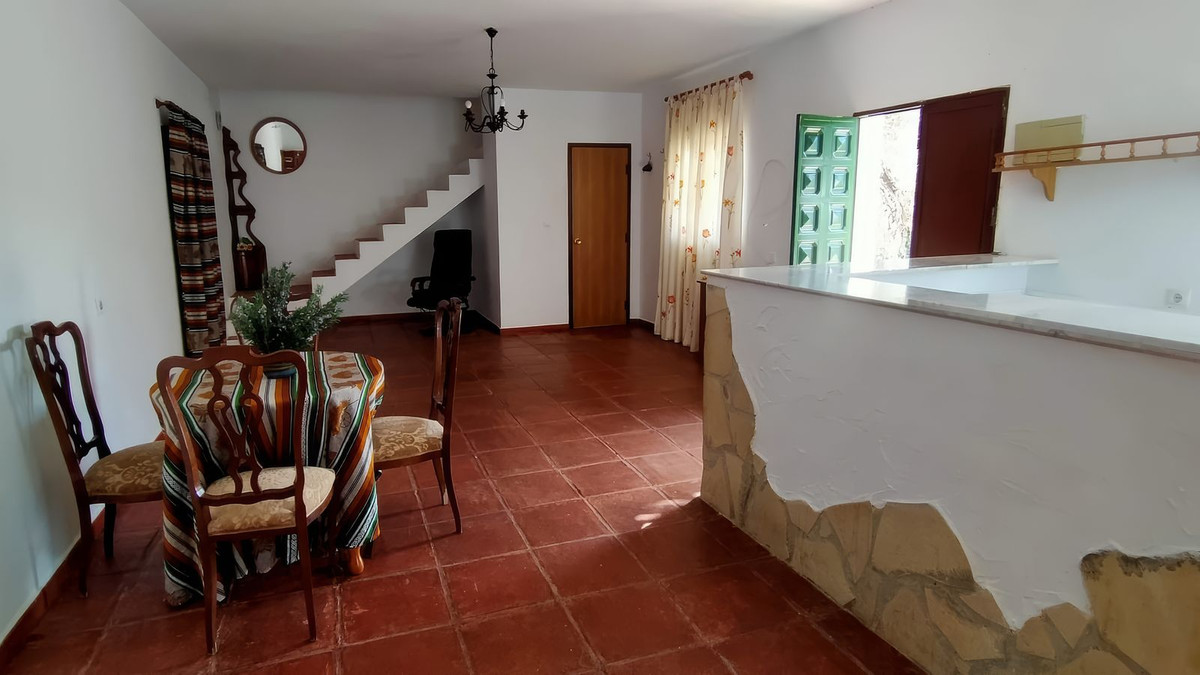 Se vende Finca - Cortijo de 2 dormitorios en Costa Del Sol, Málaga, España