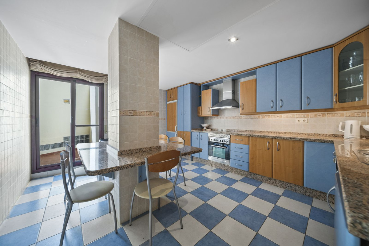 2 Bed Apartment for sale in Benalmadena Costa Del Sol, Málaga, Spain