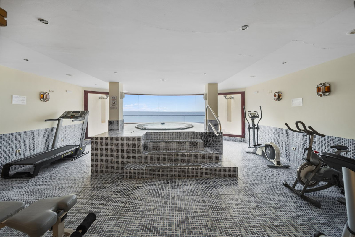 2 Bed Apartment for sale in Benalmadena Costa Del Sol, Málaga, Spain