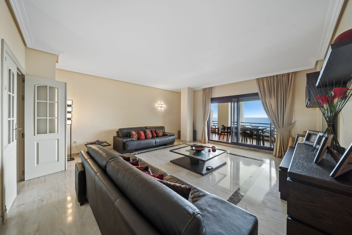 2 Bed Apartment for sale in Benalmadena Costa Del Sol, Málaga, Spain