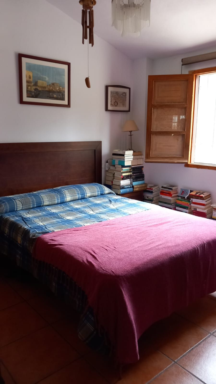 Se vende Finca - Cortijo de 3 dormitorios en Costa Del Sol East, Málaga, España