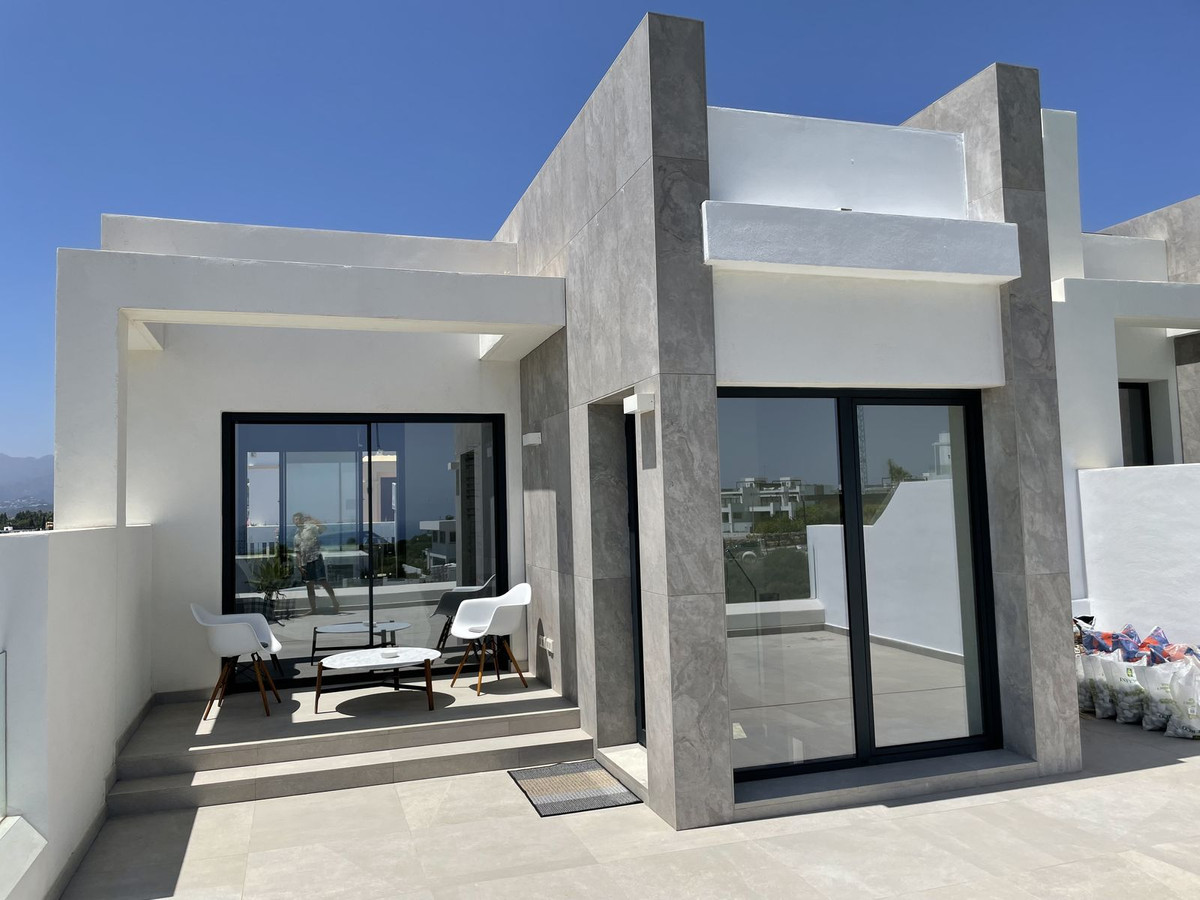 3 Bed Townhouse for sale in Cabopino Costa Del Sol, Málaga, Spain